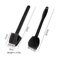 Brosse de nettoyage 3-en-1 pour four à charbon et grillades extérieures, avec fil métallique, raclette et tampon à récurer, poignée antidérapante