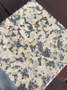 Granito amarillo texturizado con diamante dorado de losa grande moderna pulida barata para diseño de parque interior y exterior - Product Image 2