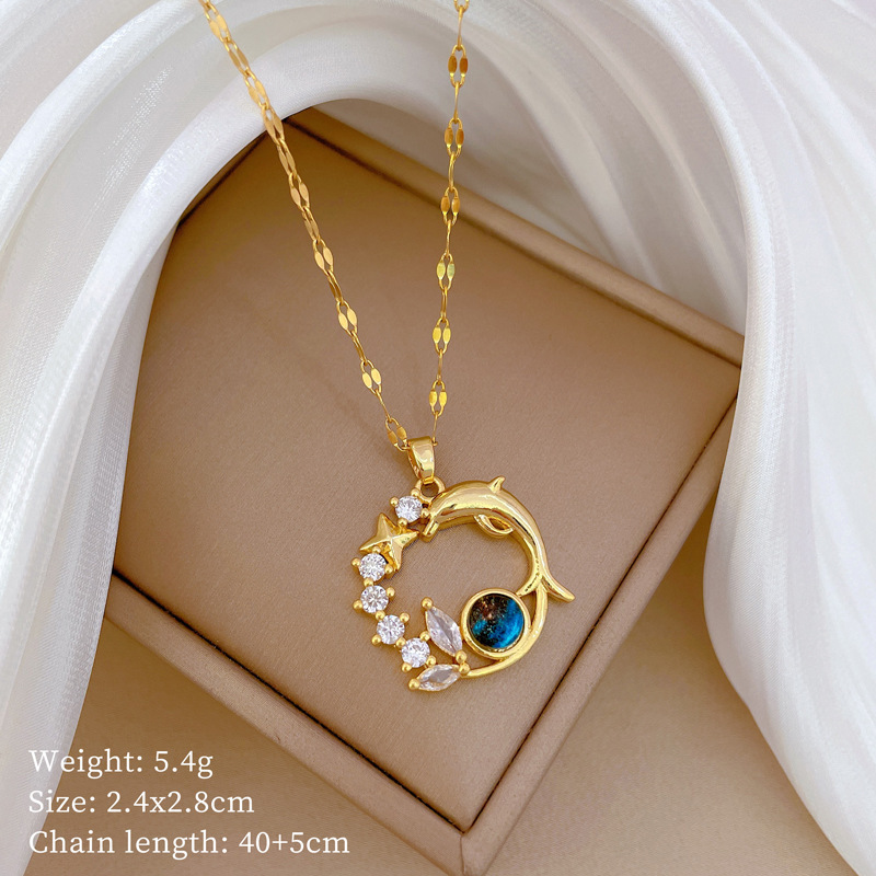 GOLD sky pendant necklace 1