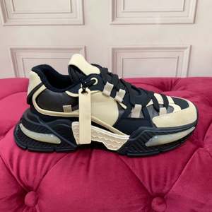 Chaussures de sport rétro pour hommes de haute qualité, nouveau modèle 2026, décontractées, rehaussantes, optimisées pour la marche, respirantes et amortissantes - Product Image 5