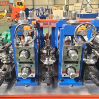 Machine de fabrication de tubes ERW automatique à haute fréquence pour le soudage TY60
