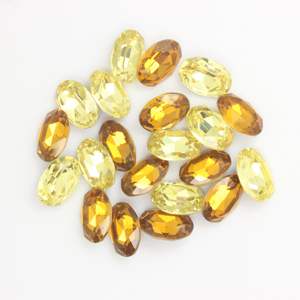 Pierres synthétiques en <span class=keywords><strong>verre</strong></span> de forme ovale de couleur colorée de haute qualité pour la fabrication de bijoux de collier à faire soi-même - Product Image 1