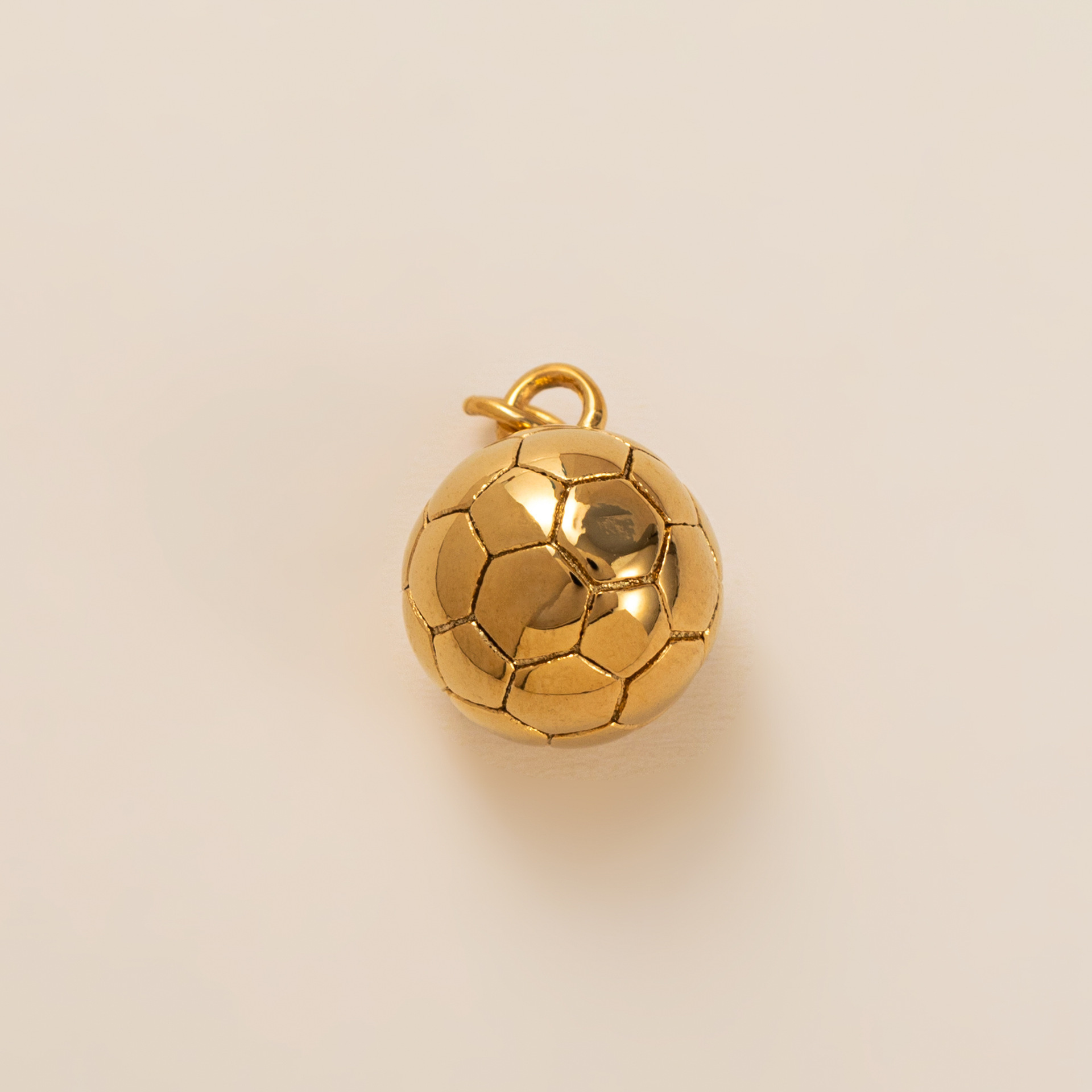 Football pendant [1Pack=2PCS]