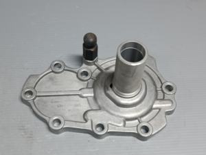 32111-MA01A ฝาครอบด้านหน้าของกระปุกเกียร์อะไหล่รถยนต์สำหรับ Nissan urvan E25 - Product Image 2