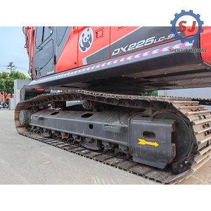 Excavatrice et pelle hydraulique Doosan Dx225lc-9c d'occasion de haute qualité - Moteur d'origine, faible nombre d'heures et bon état, à vendre - Product Image 5