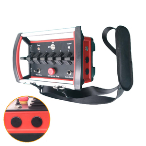 Systèmes de télécommande de grue entièrement automatiques avec personnalisation technologique exclusive, 7 joysticks, protection IP65, portée de 225 m - Product Image 1