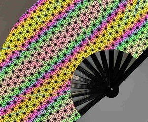 Ventilador de mano de tela reflectante personalizado de 33cm, bambú holográfico grande con técnica tallada, portátil para uso diario - Product Image 3