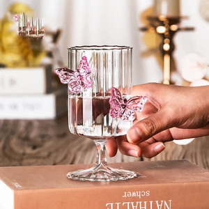 Romantico 3D rosa farfalla calice elegante a strisce gambizzato bicchieri di vino per san valentino - Product Image 3