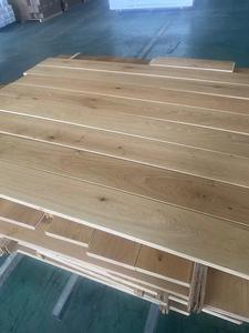 Parquet droit en chêne européen de style moderne Parquet en bois dur intérieur à plusieurs couches brossé UV naturel Plancher en bois massif - Product Image 2