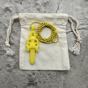 Collar de Silicona Colorido con <span class=keywords><strong>Cruz</strong></span>, Collar Retro con Colgante de Espada y Candado de Corazón de Goma para Mujeres y Hombres - Product Image 5