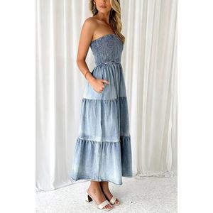 Robe pour femme sur mesure OEM de haute qualité, en tissu denim décontracté, sans bretelles, sans manches, avec smocks et volants superposés, design tendance - Product Image 2