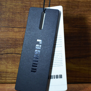 Biểu Tượng Tùy Chỉnh Trắng Hangtags Quần Áo Logo Riêng Trở Lại Tag Con Dấu Cổ Điển Giấy Trống Tái Chế Giấy Laser Có Thể In Lá Treo Tag - Product Image 4