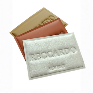 Кожаные нашивки с 3D-тиснением и логотипом - Product Image 4