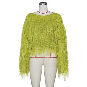 Top corto lavorato a maglia in pelliccia rosa da donna - Product Image 2