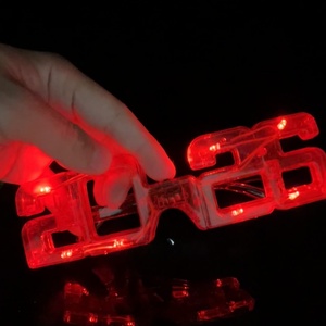 Gafas Iluminadas Digitales con 8 Luces 2026, Gafas LED Intermitentes para Fiesta de Nochevieja, Juguetes con Luces LED - Product Image 3