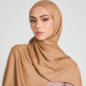 Vente en gros 2025 Hijab uni en modal doux respirant de haute qualité Écharpe unie élégante et confortable - Product Image 1