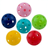Balle de golf d'entraînement intérieure extra-douce et colorée de 42 mm à 26 trous ; Balle jouet en EVA moulée par injection pour enfants et animaux domestiques ; Modèle perforé