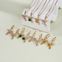 En Gros Ensemble de Bijoux Tendance Collier et Boucles d'Oreilles en Zircon Cubique Plaqué Or 18 Carats pour Femme