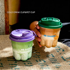 แก้วกาแฟแบบใช้แล้วทิ้ง แก้วพลาสติก PET สำหรับเครื่องดื่มเย็น รูปทรงอุ้งเท้าแมว แก้วชานมสไตล์อเมริกัน แก้วบรรจุภัณฑ์แบบนำกลับบ้าน - Product Image 1