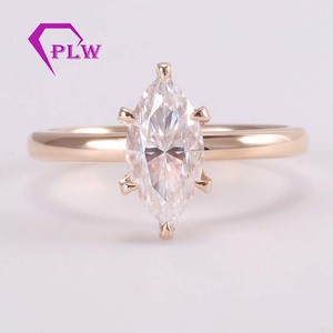 Anillo de oro amarillo de 14 quilates Anillo de diamantes Moissanite Anillo de compromiso de oro macizo de <span class=keywords><strong>1</strong></span>.5 quilates Marquesa - Product Image 2