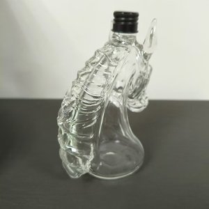 Bouteille en verre de silex à tête de cheval animale personnalisée de 350ml avec couvercles en aluminium avec bouchon pour vin <span class=keywords><strong>vodka</strong></span> whisky alcool - Product Image 4
