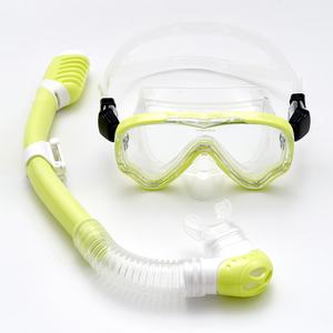 Masque de plongée anti-buée haute définition et bracelets en silicone Tout en silicone pour la plongée, la natation et le surf des enfants - Product Image 3