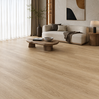 Fabricante de Pisos SPC con Aspecto de Madera Moderna, Piso Vinílico de PVC Impermeable con Sistema de Clic para Decoración de Interiores