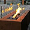 Table de foyer au gaz rectangulaire en acier Corten avec réservoir GPL dissimulé pour patio extérieur