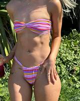 Nouveau Maillot de Bain Bikini Deux Pièces Sexy Micro String à Froufrous avec Liens Latéraux pour Femme – Vente en Gros Personnalisée
