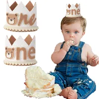 Chapeau d'anniversaire couronne ours en peluche pour le premier anniversaire de bébé, idéal pour les fournitures de fête