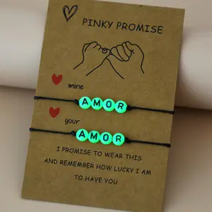 2 पीसी/सेट आकर्षण आभूषण ऐक्रेलिक चमकदार प्रेम पत्र मोती कंगन हस्तनिर्मित बुनाई कार्ड पुरुष महिला कंगन युगल प्रेम उपहार के लिए