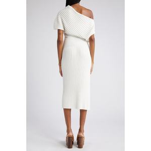 Robe pull blanche asymétrique, nouvelle collection automne/hiver - Product Image 4