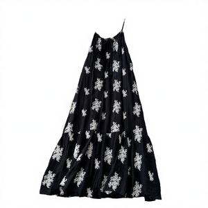 Robe longue décontractée d'été pour femme, style Empire, brodée, en dentelle, 100% coton tissé, teint uni, durable et lavable - Product Image 3