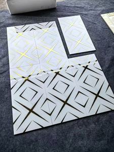 Piastrelle Decorative in Porcellana Dorata Effetto Tappeto - Product Image 4