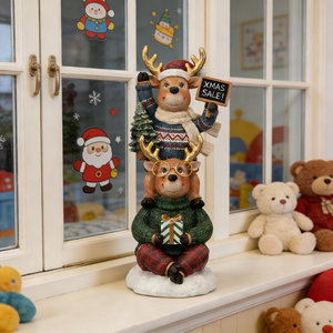 Statua di Renne Natalizie Impilate OEM ODM con Insegna 'XMAS SALE' - Figurina Festiva in Resina per Decorazioni Natalizie da Vetrina - Product Image 3
