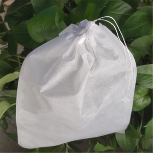 Bolsas de malla para plantas, cubiertas para uvas, bolsas no tejidas contra insectos, plagas y pájaros, estilo granja, marca YUMO, para proteger las frutas y flores de tus plantas - Product Image 5