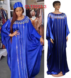 Robe longue en rayonne à manches chauve-souris pour femmes africaines, ornée de strass double face, avec turban - Product Image 3