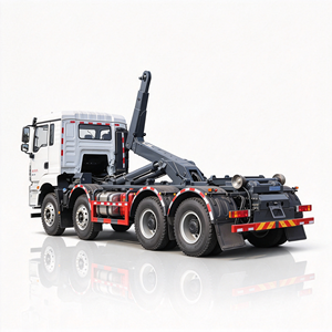 Camion benne à benne basculante Shacman 8x4 30 tonnes avec système hydraulique et bras de levage automatique pour déchets - Product Image 2