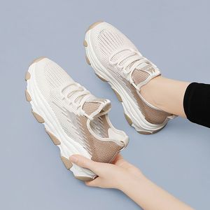 Summer new style fashionable casual <b>shoes</b>, comfortable and breathable, suitable for sports, lightweight and <b>soft</b> sole running sh - Product Image 3