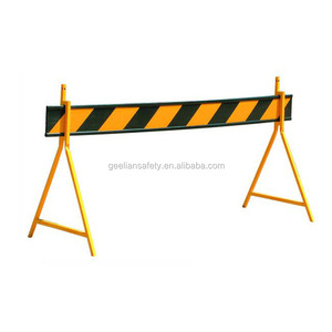 Estándar de Australia un tipo II III reflectantes amarillo y negro barrera plástico juntas con las piernas - Product Image 2