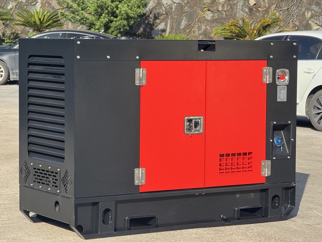 Original Japan Isuzu 10KW 15KW 20KW 25KW 30KW 40KW 50KW 12KVA 25KVA 40KVA Super Silent Diesel Generator Set 3 Phase Home