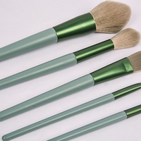 Pinceaux de maquillage pour le visage Dongmei Luxury Vegan avec logo personnalisé, 7 pièces, poils synthétiques de haute qualité, vert, vente en gros