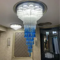 Nouveau Lustre en Fer Forgé et Verre Teinté, Éclairage Décoratif Personnalisé pour Hôtels de Luxe et Escaliers en Spirale, Design Creux Doré pour Villas