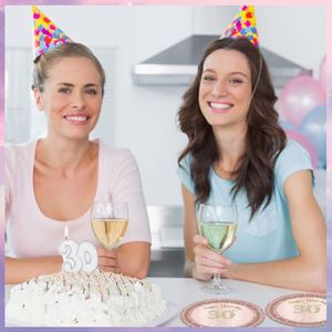 Assiettes jetables en papier aluminium de 9 pouces à bords festonnés modernes, rose et or, thème « Joyeux 30 ans », vente chaude directe usine, OEM - Product Image 2