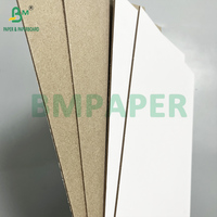 Papier de spécialité 1000 g/m² Enduit blanc Gris Dos Duplex Conseil Épais avec Bonne Rigidité Surface Lisse Fait de la Pâte Recyclée