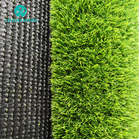 Gazon synthétique artificiel hautement stabilisé aux UV, rouleaux d'herbe artificielle souple avec accessoires d'installation