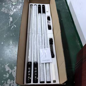 Tube LED RGBWA 360° à piles avec contrôle Wi-Fi pour éclairage extérieur, DJ, mariages et tournages - Product Image 3