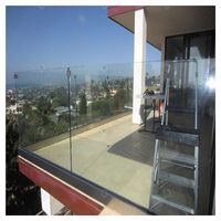 Balustrade en verre encastrée Prima Nordic à canal en U, anti-poussière, pour atrium duplex et plateforme de toit