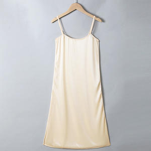 महिलाओं की पोशाक स्पेगेटी पट्टा स्कर्ट के नीचे पोशाक के नीचे कैमिसोल स्लिप इनर पेटीकोट - Product Image 1