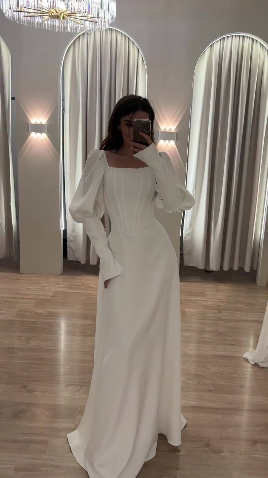 chinese dress ladies White Off Shoulder Bodycon Maxi Dress with Silver Chain Belt L / US 10-12